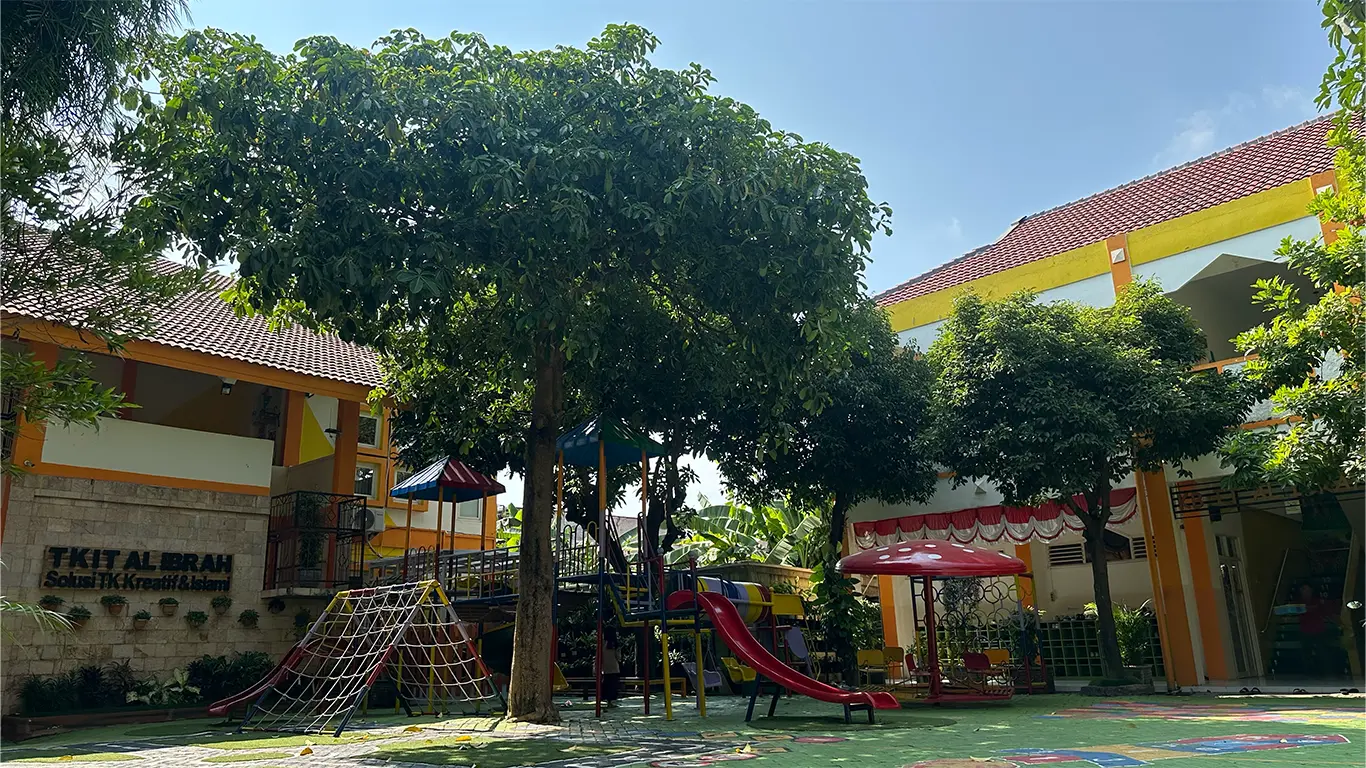 TK Unggulan untuk Anak Sholeh Sholehah di Gresik