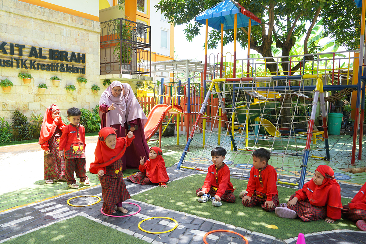 gerak33